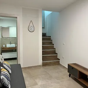 https://casa-elide.hotelinveneto.com